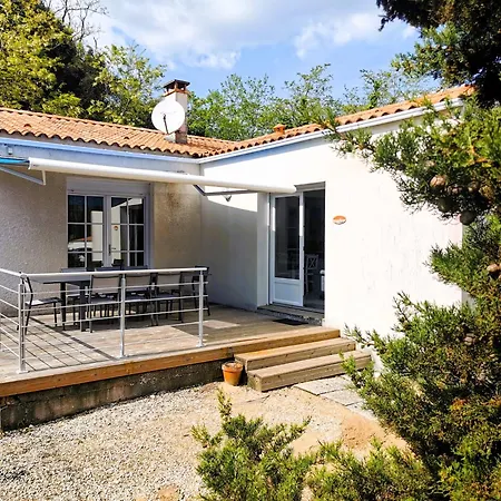 La Roseraie A 1km De La Prázdninový dům *