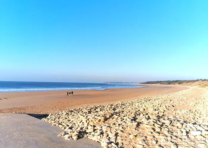 Casa de Férias La Roseraie A 1km De La